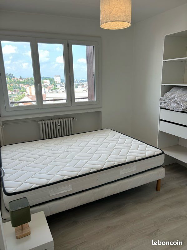 Appartement à louer, 32m², Saint-Etienne
