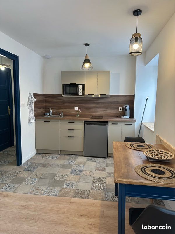 Appartement à louer, 50m², Roussillon