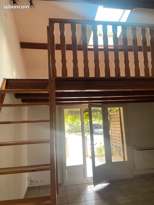 Appartement à louer, 30m², Caromb