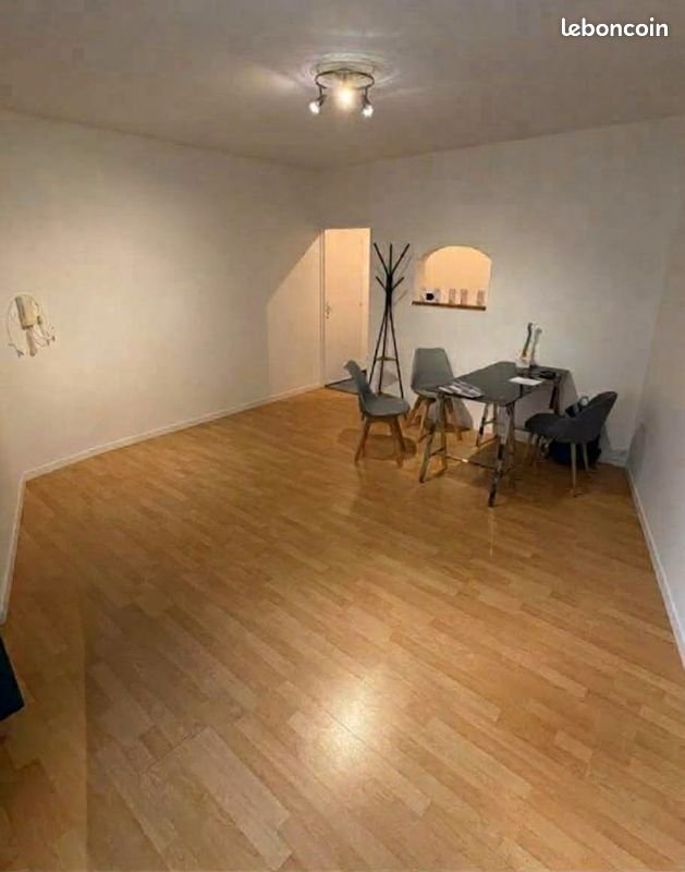 Appartement à louer, 29m², Le Mayet-de-Montagne