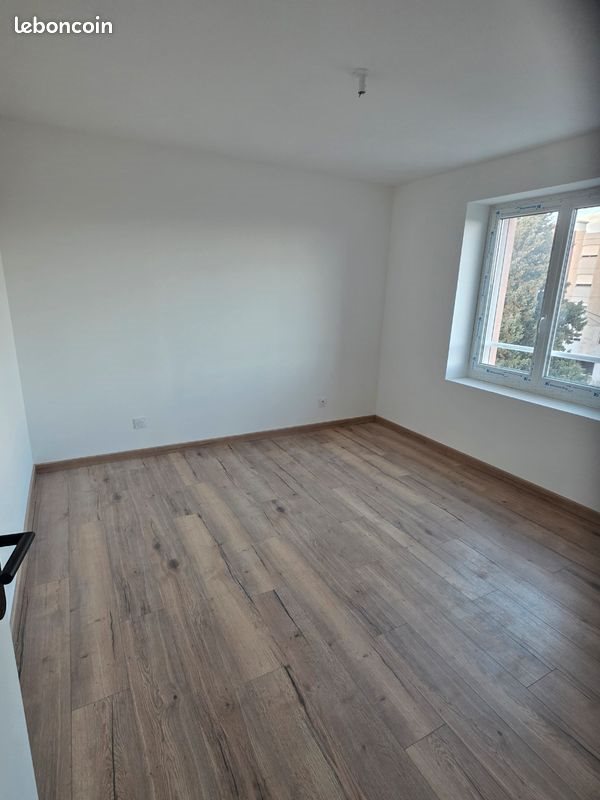 Appartement à vendre, 72m², Nîmes