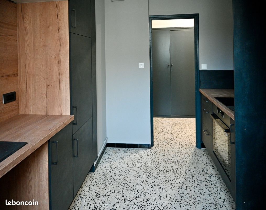 Appartement à vendre, 96m², Alès
