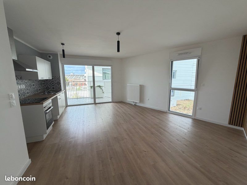 Appartement à louer, 48m², Lille