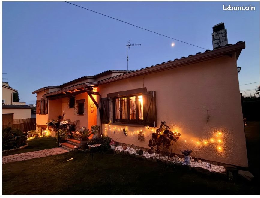 Maison à louer, 75m², Mèze