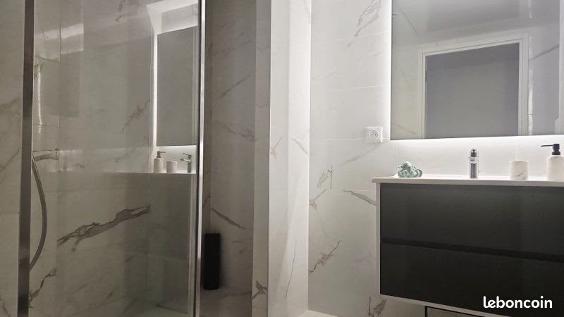 Appartement à louer, 24m², Saint-Laurent-du-Var