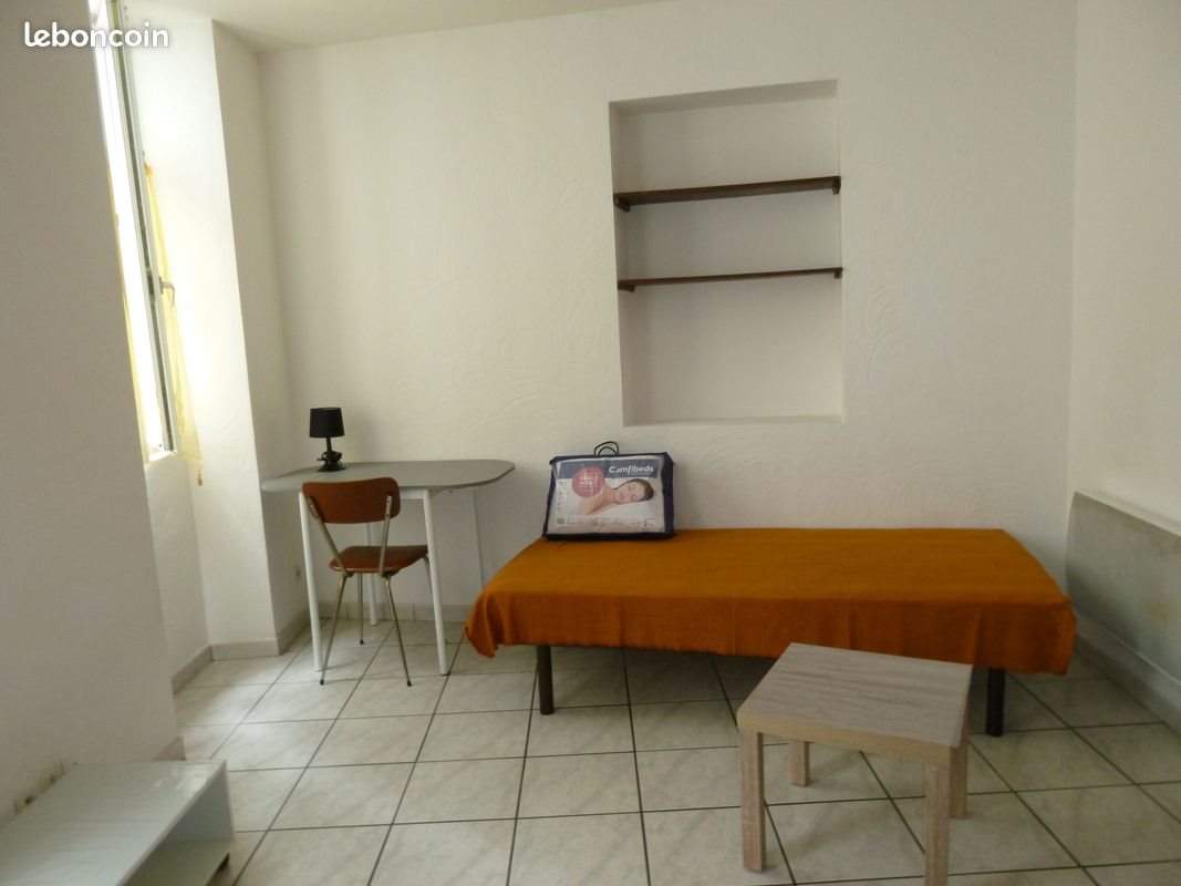 Appartement à louer, 22m², Saint-Jean-d'Angély