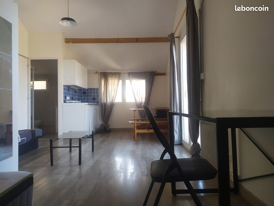 Appartement à louer, 21m², Marseille 9ème