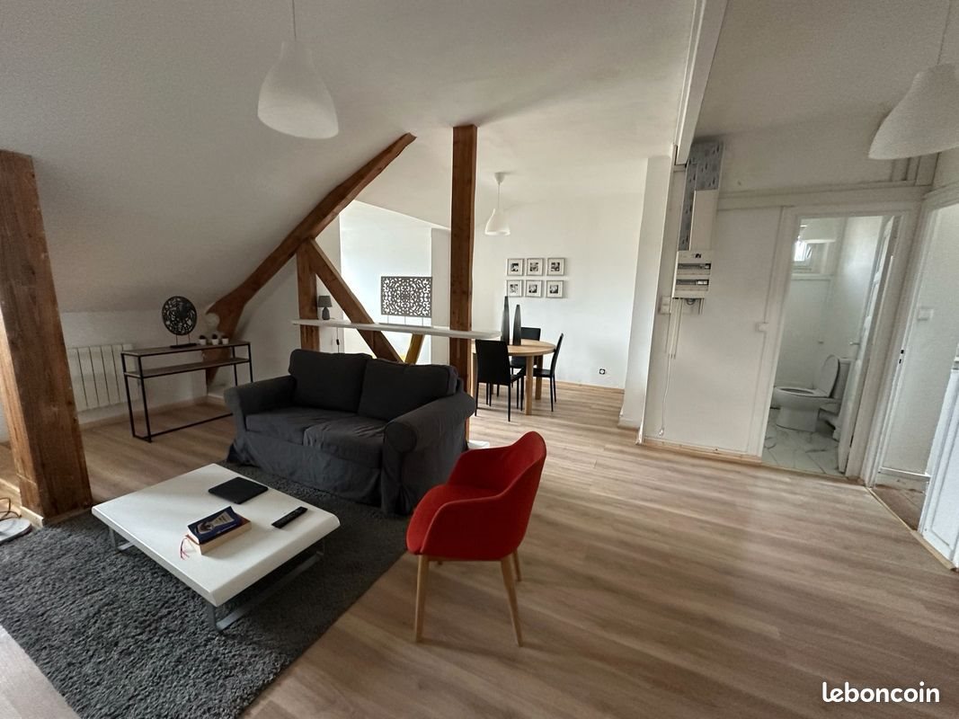 Appartement à louer, 57m², Auzances
