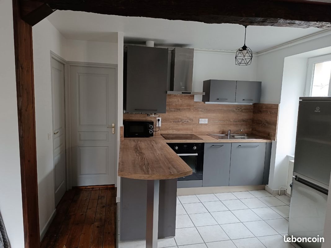 Appartement à louer, 37m², Aurillac