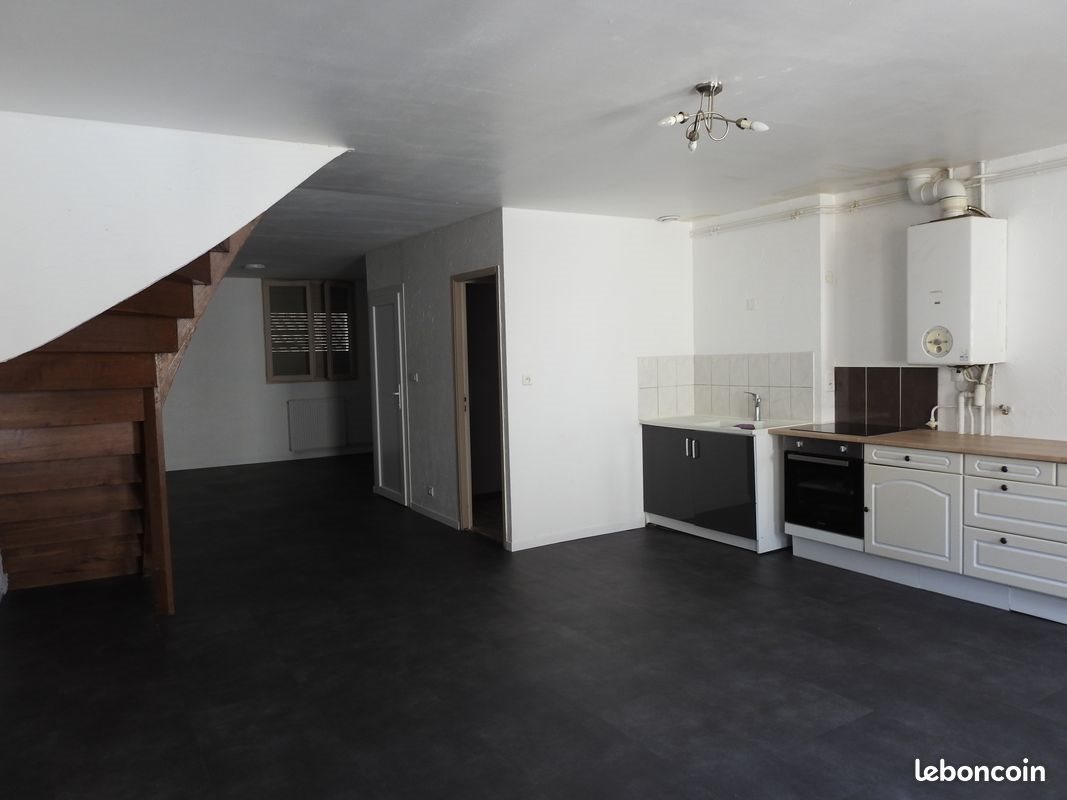 Appartement à louer, 96m², Cousance
