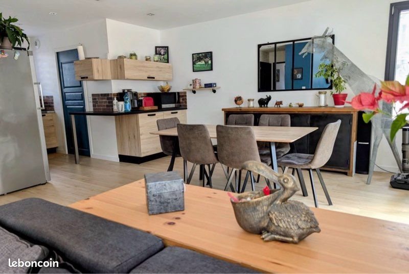 Maison à vendre, 117m², Theix