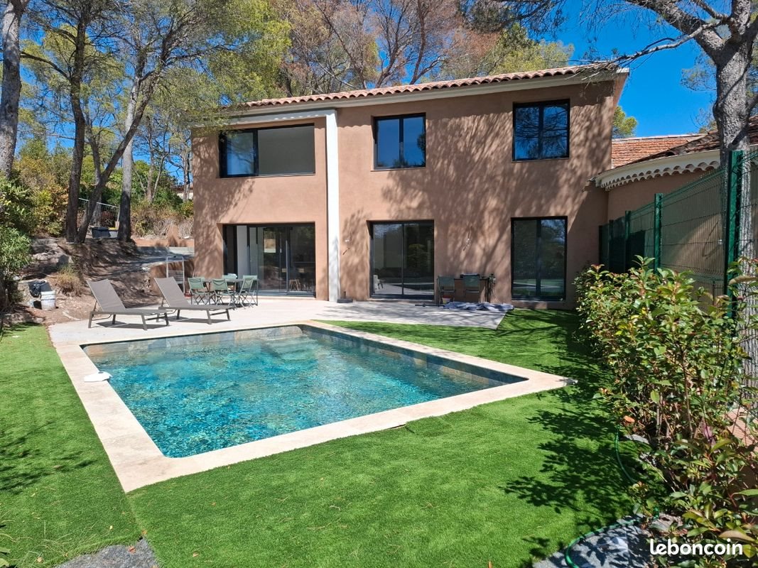 Maison à vendre, 160m², Saint-Raphaël