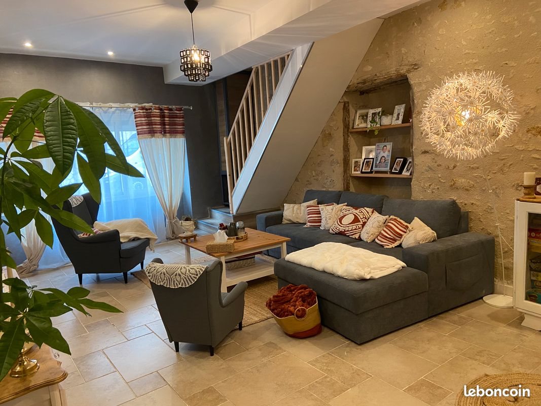 Maison à louer, 163m², Bélâbre