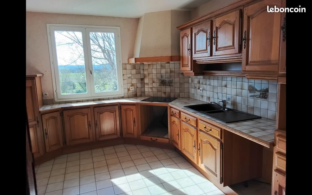 Maison à louer, 120m², Saint-Victor