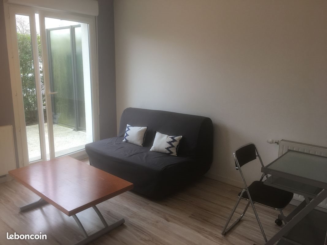 Appartement à louer, 41m², Cergy