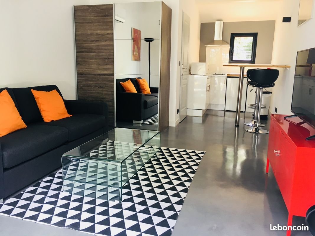 Appartement à louer, 30m², Peynier