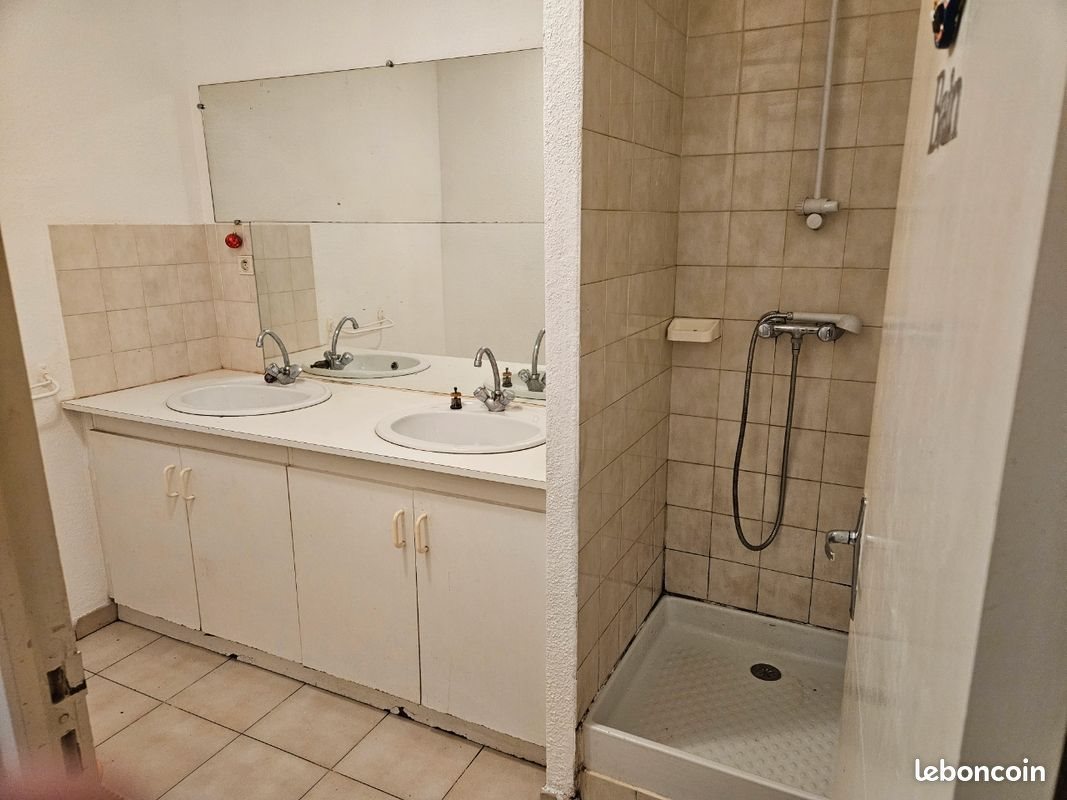 Appartement à louer, 66m², Alès