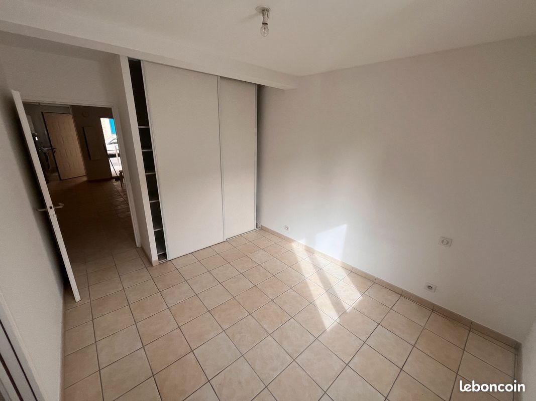 Appartement à louer, 42m², Beaulieu