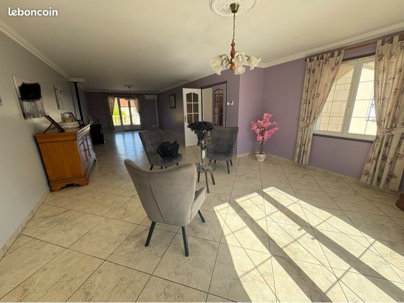Maison à vendre, 171m², Matougues