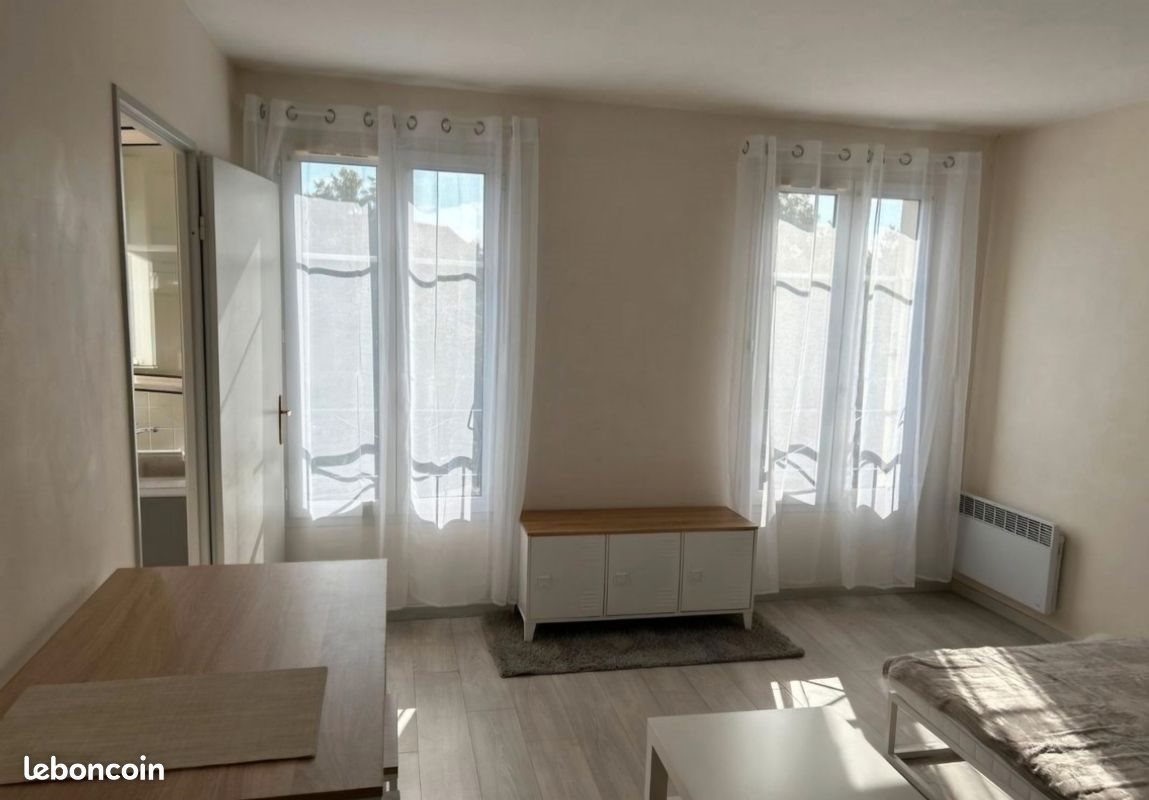 Appartement à louer, 29m², Voisins-le-Bretonneux