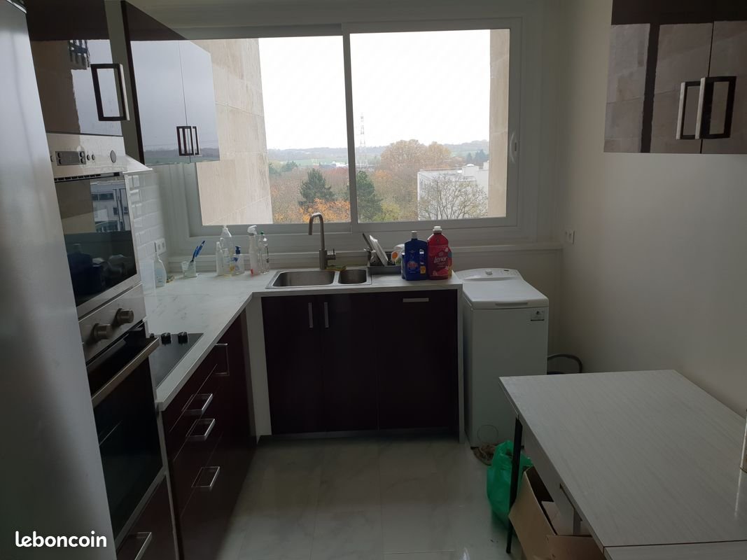 Appartement à louer, 81m², Massy