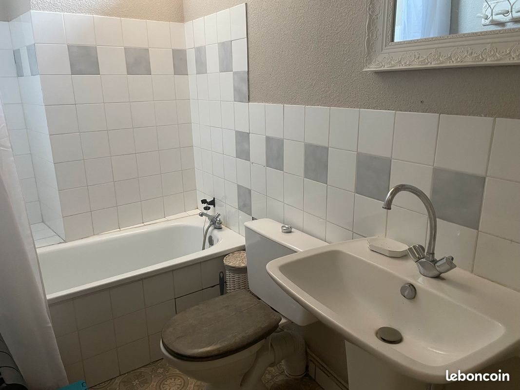 Appartement à louer, 15m², Tournon-sur-Rhône
