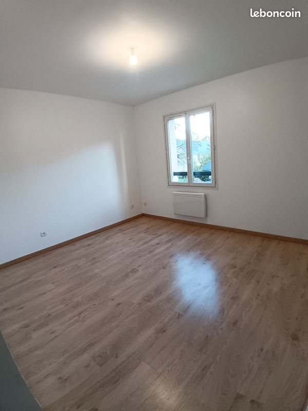 Maison à louer, 90m², Mézières-sous-Lavardin