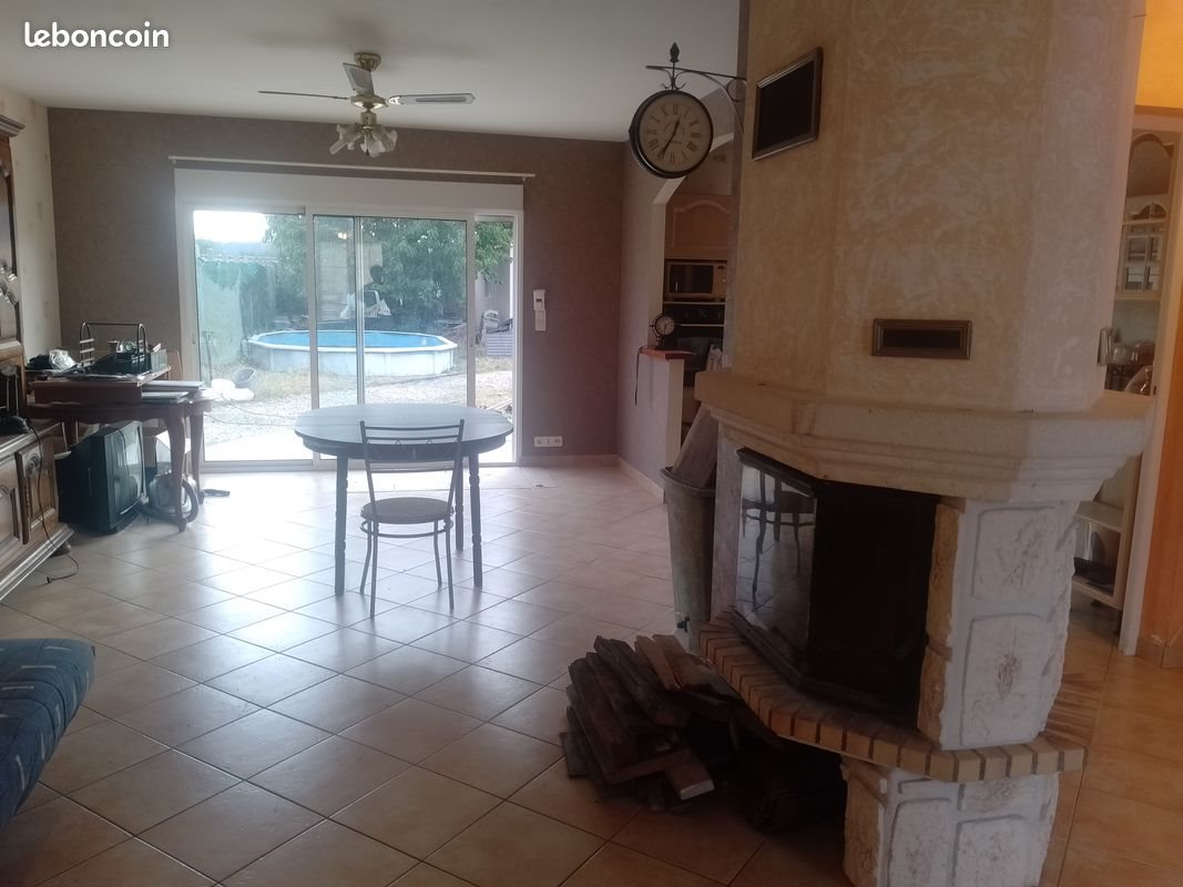 Maison à louer, 160m², Angerville