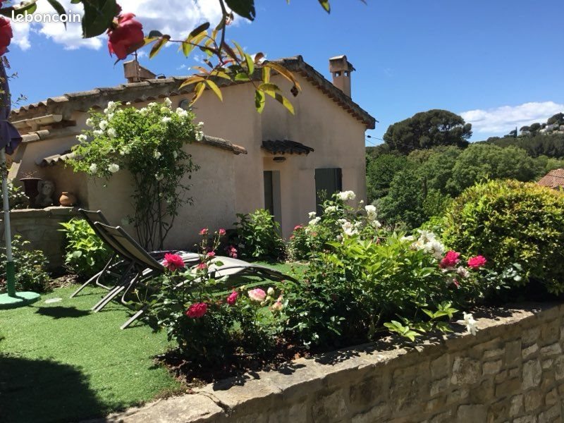 Maison à louer, 40m², Cassis