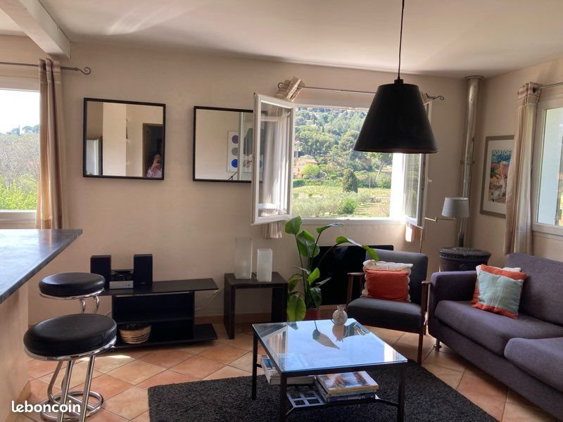Maison à louer, 40m², Cassis