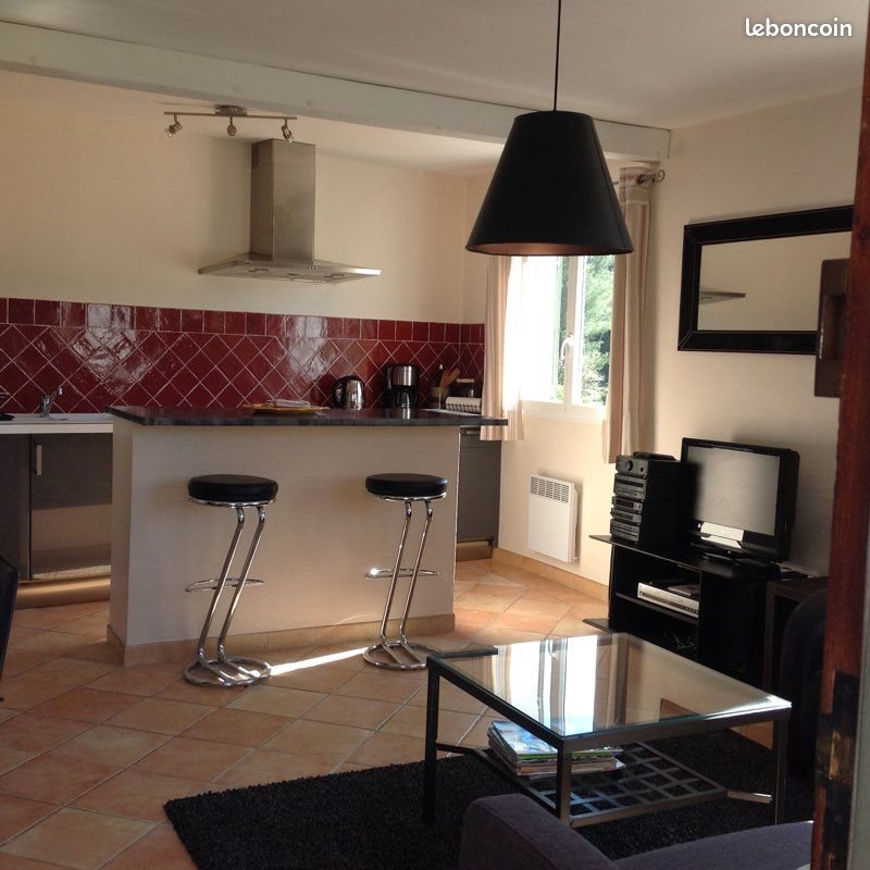 Maison à louer, 40m², Cassis