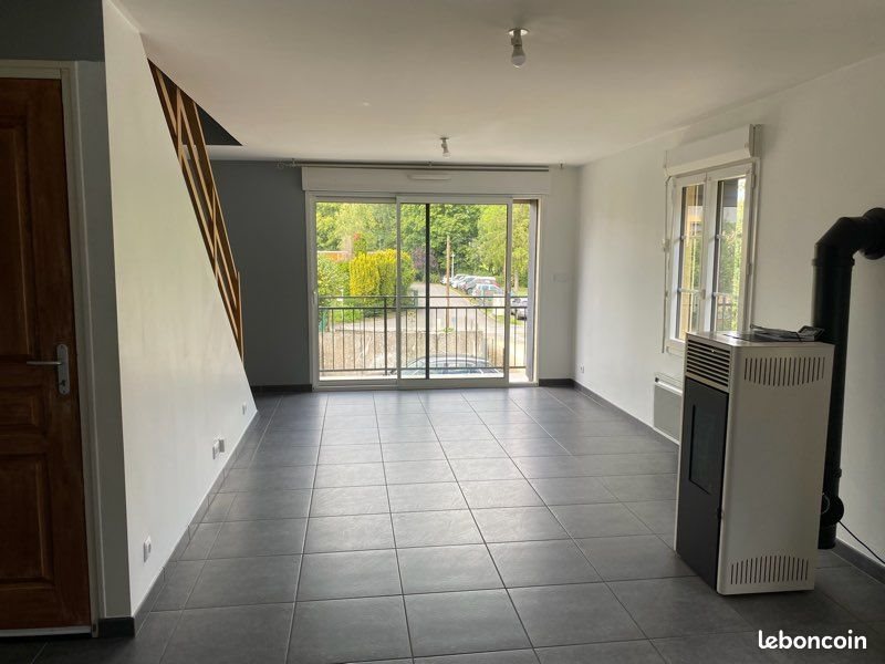 Appartement à louer, 70m², Poix-Terron