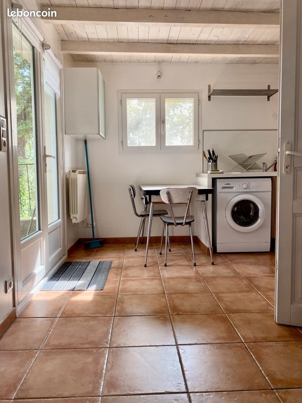 Maison à louer, 45m², Sainte-Tulle