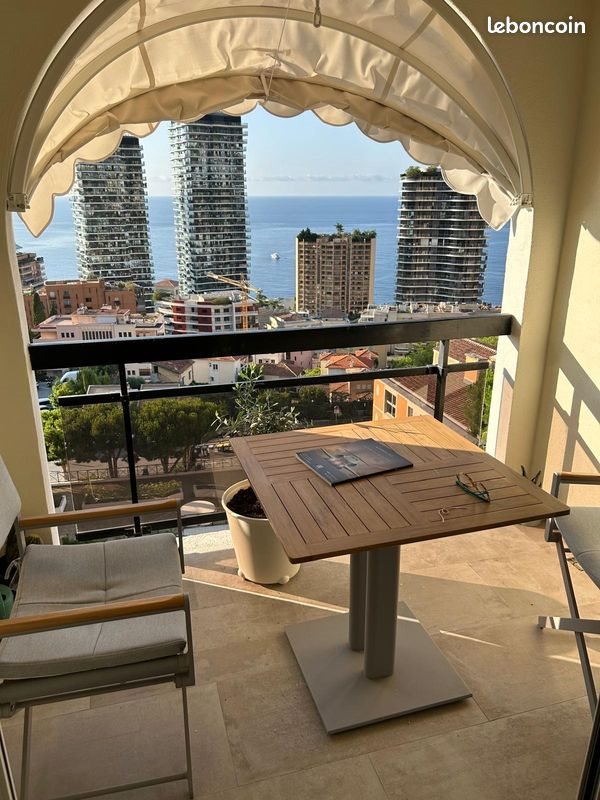 Appartement à louer, 68m², Beausoleil