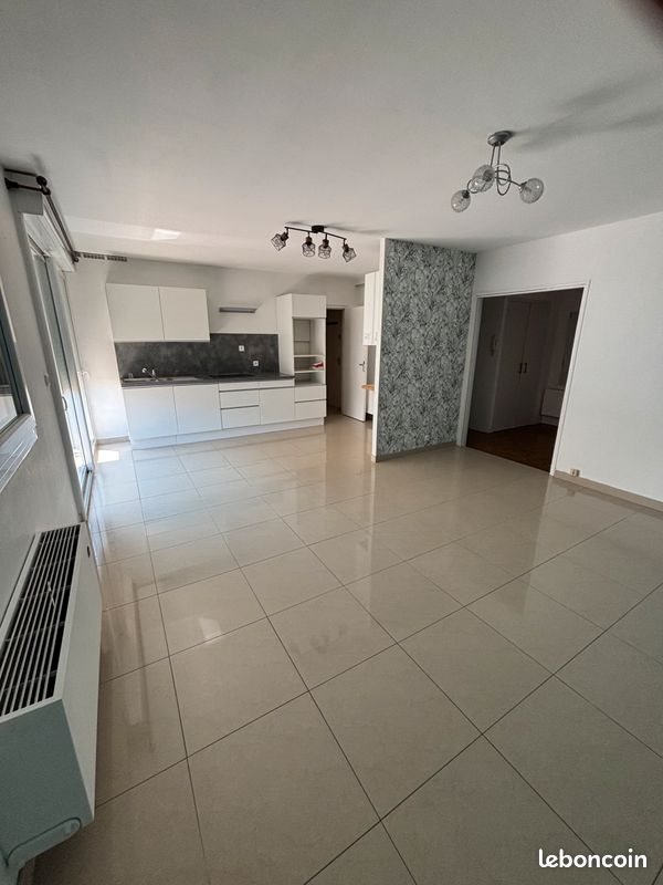 Appartement à louer, 69m², Bruges