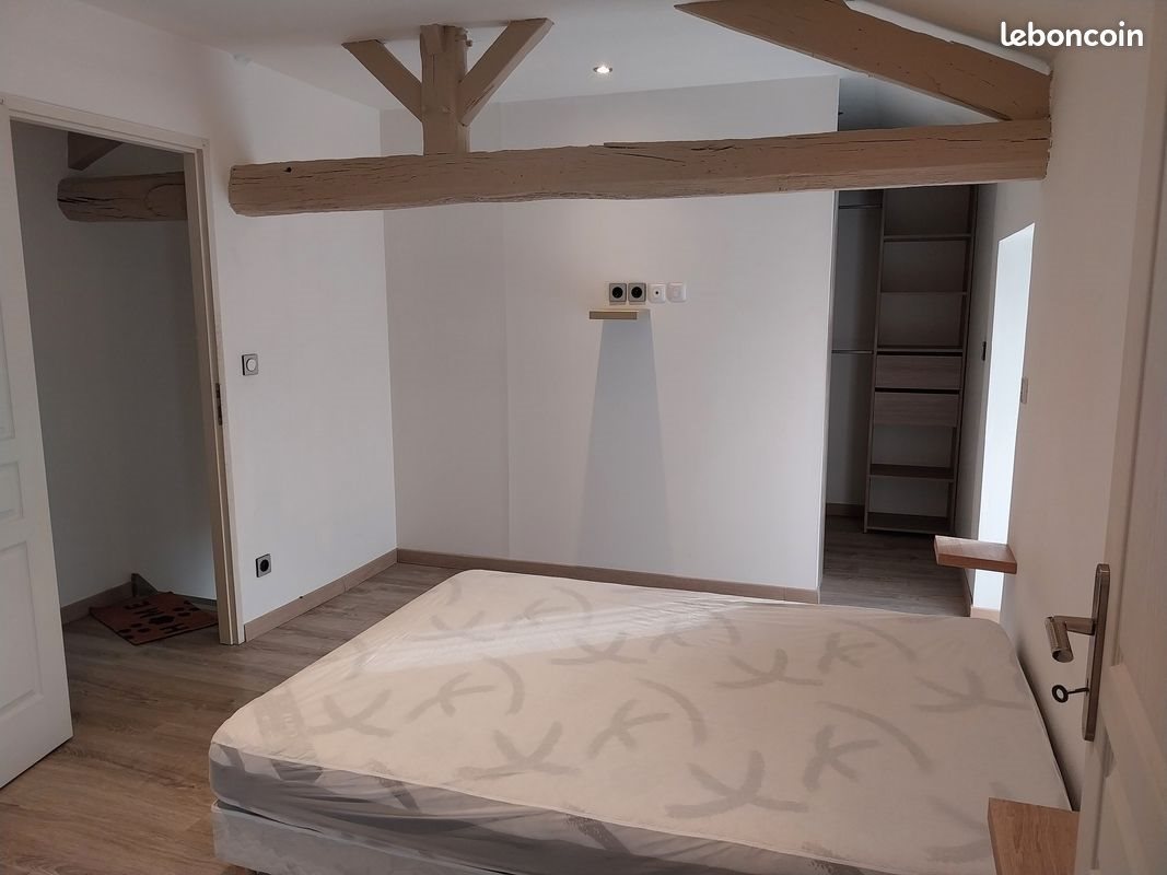 Maison à louer, 124m², Valdivienne