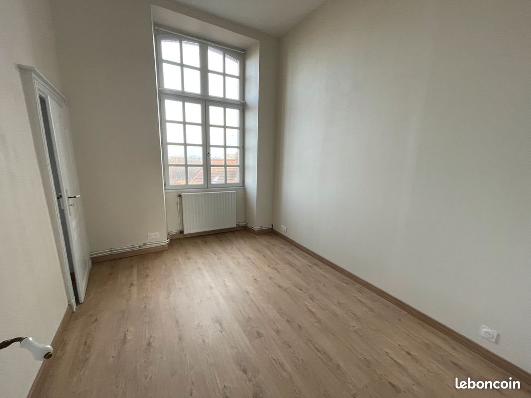 Appartement à louer, 74m², Guéret