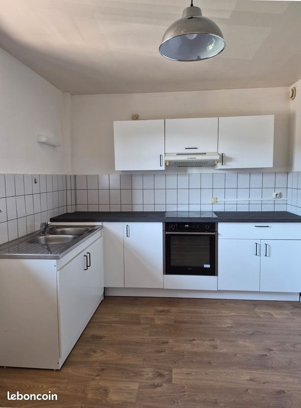 Appartement à louer, 89m², Réding