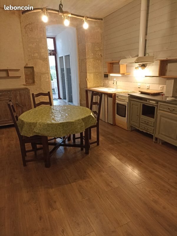 Maison à louer, 77m², Grignols