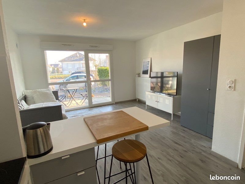 Appartement à louer, 30m², Pont-Sainte-Marie