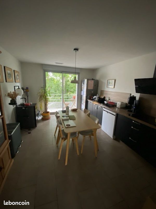 Appartement à louer, 73m², L'Isle-sur-la-Sorgue