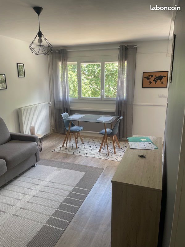 Appartement à louer, 28m², Cholet