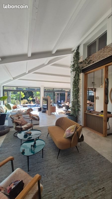 Maison à vendre, 220m², Carqueiranne