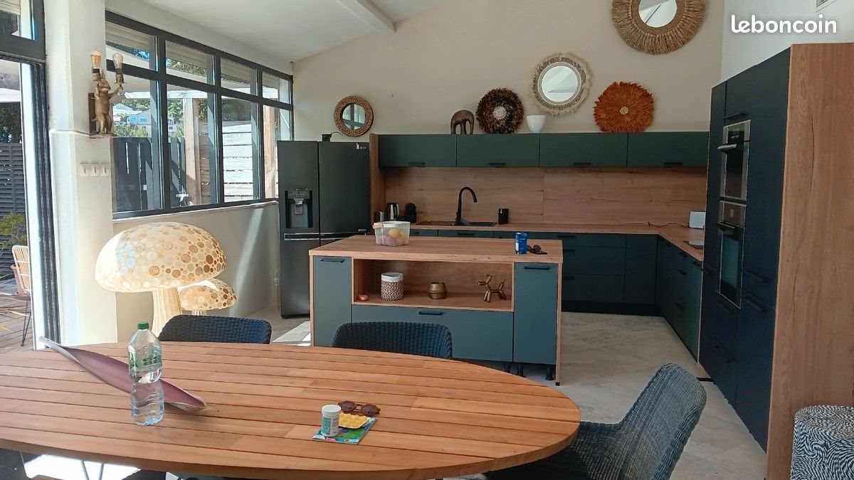 Maison à vendre, 220m², Carqueiranne