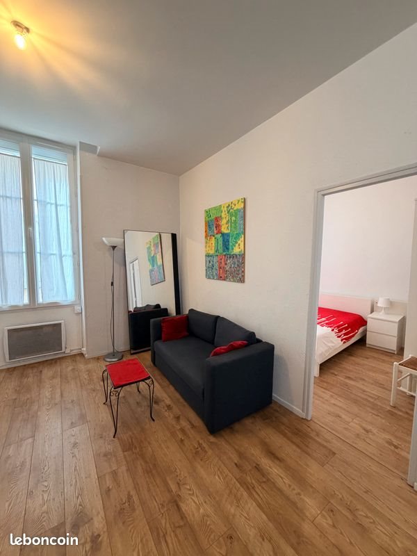 Appartement à louer, 43m², Nîmes