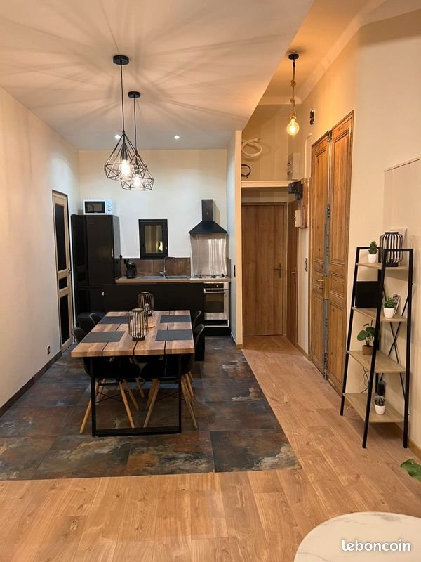 Appartement à louer, 50m², Marseille 6ème