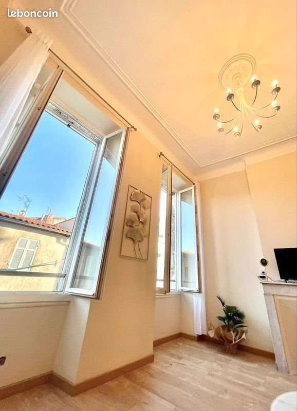 Appartement à louer, 50m², Marseille 6ème