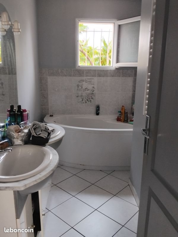 Maison à louer, 115m², Landorthe