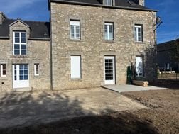 Maison à louer, 85m², Brusvily