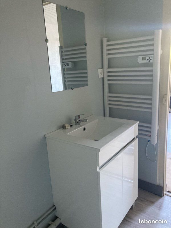 Appartement à louer, 29m², Poligny